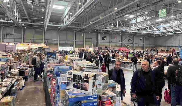 Un hall et demi sur les quatre occupés